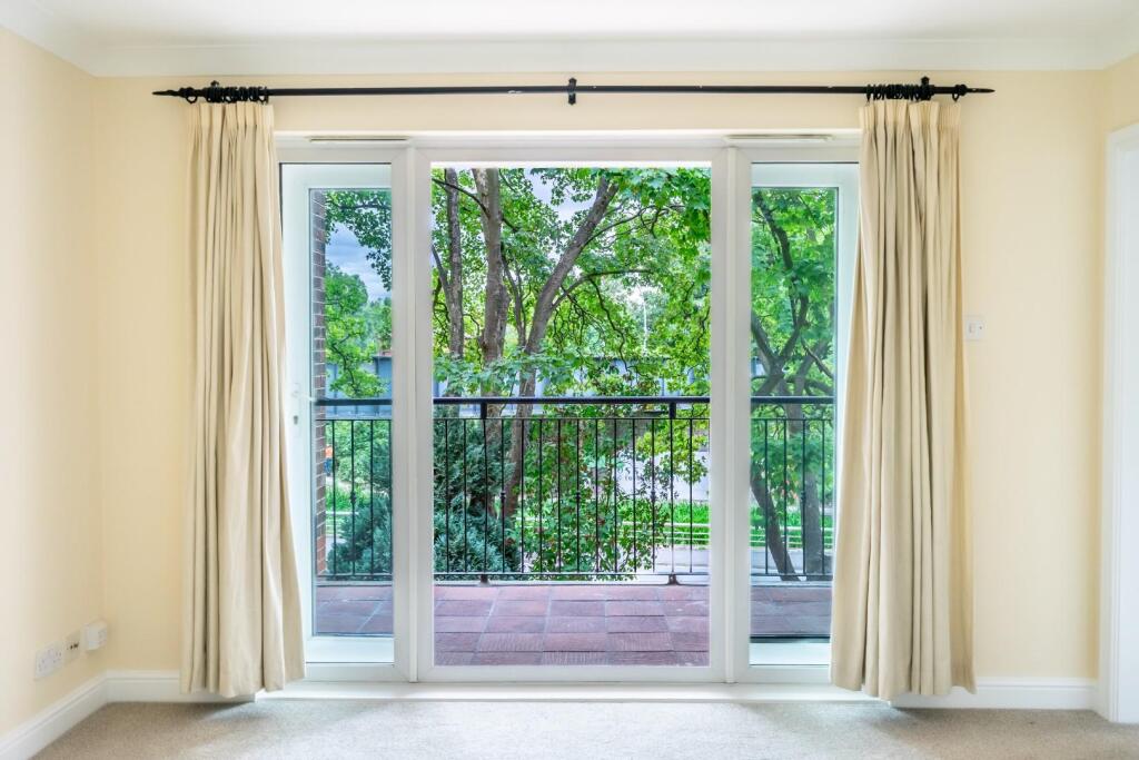 Apartment in York - View 4