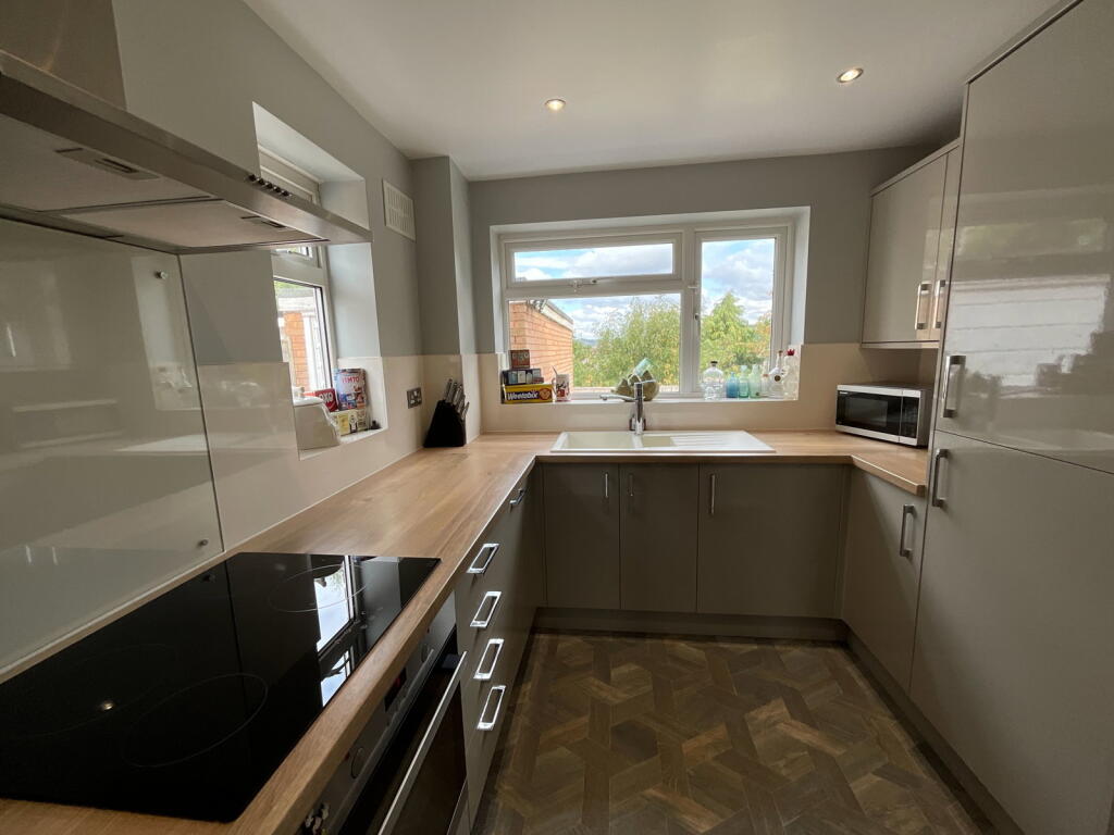 House in Dudley, West Midlands - View 5