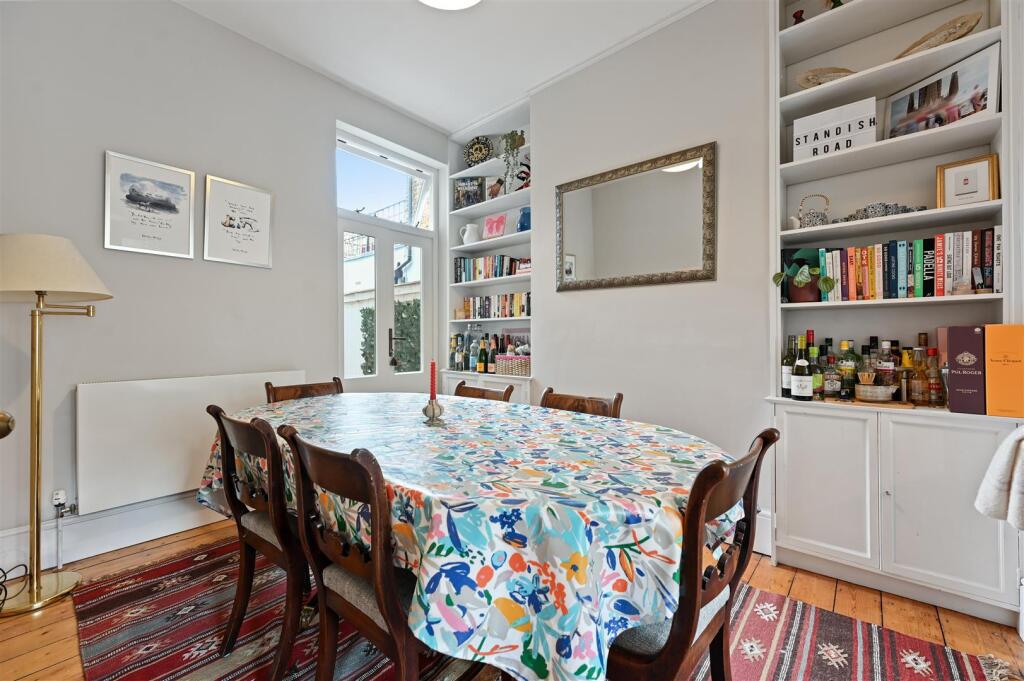 House in London - View 5
