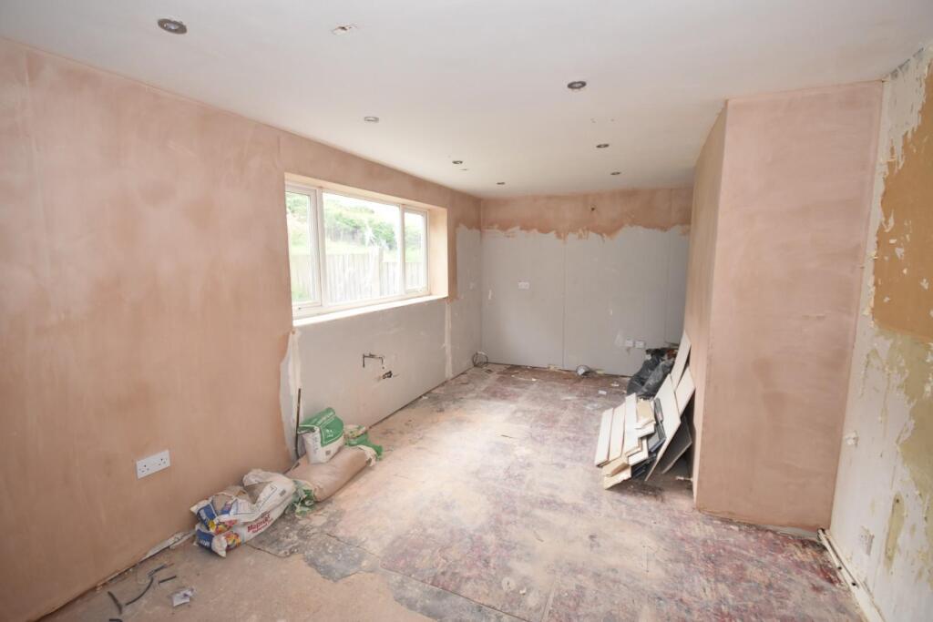 House in Bolsover, Old Bolsover - View 2