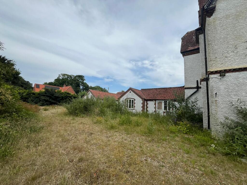 Aylsham Road, Felmingham, North Walsham - View 4
