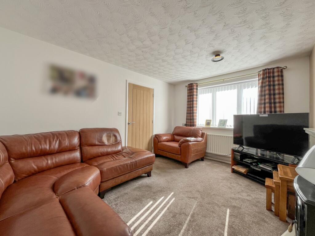 House in Wolverhampton, West Midlands - View 4