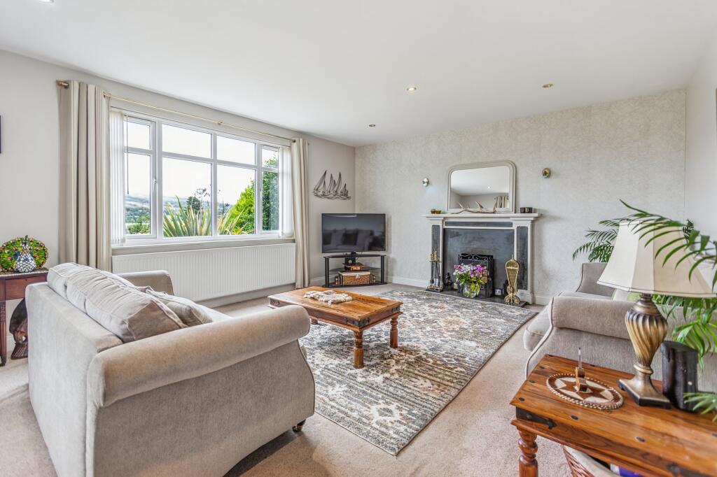 Clynder, Helensburgh, G84 photo 3