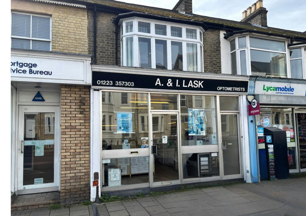 Pictures of 42 Chesterton Road 2.png