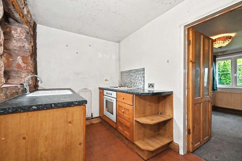 House in Stoke-on-Trent - View 4