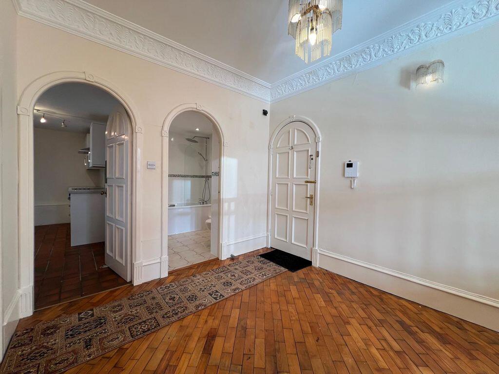 Apartment in Newcastle upon Tyne - More