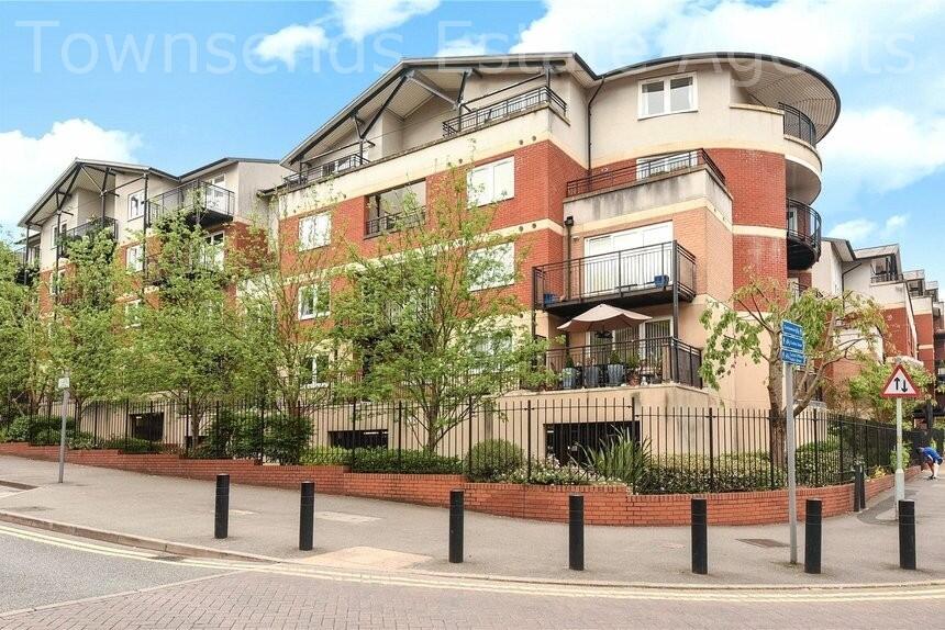 Apartment in Watford