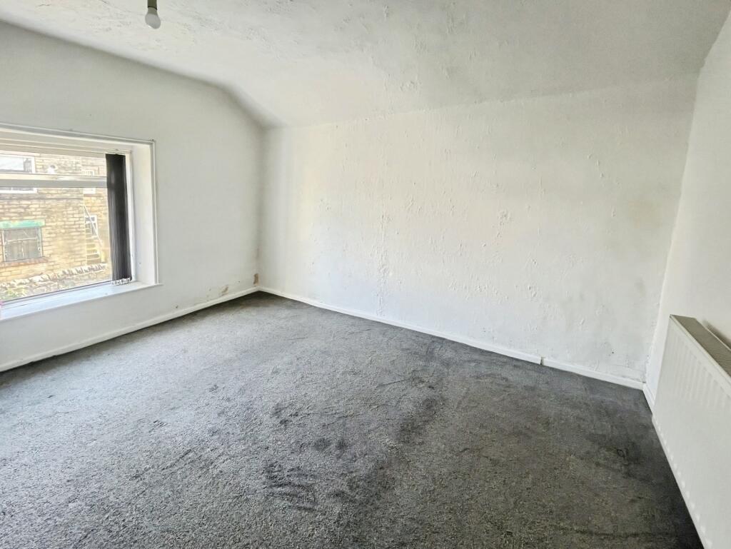 Apartment in High Peak, Whitfield - View 5