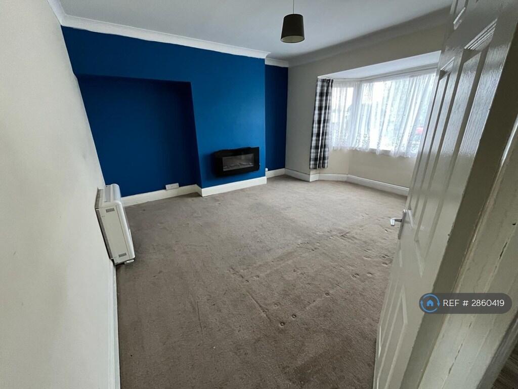 Main image of property: Beverley Road, Hull, HU6