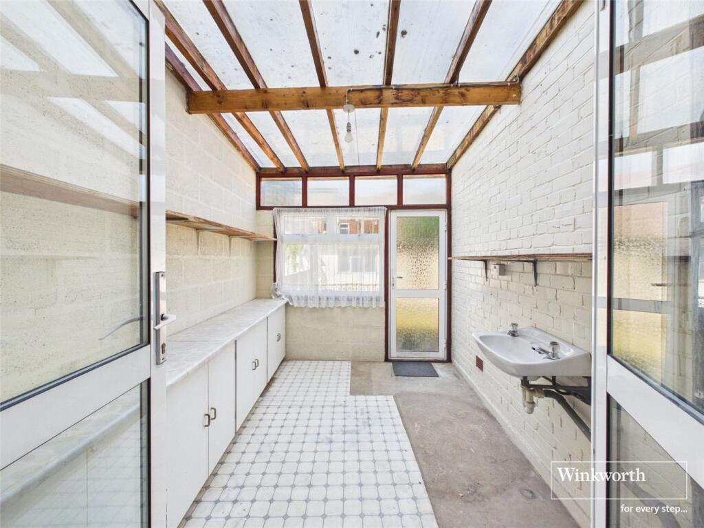 House in London - View 5