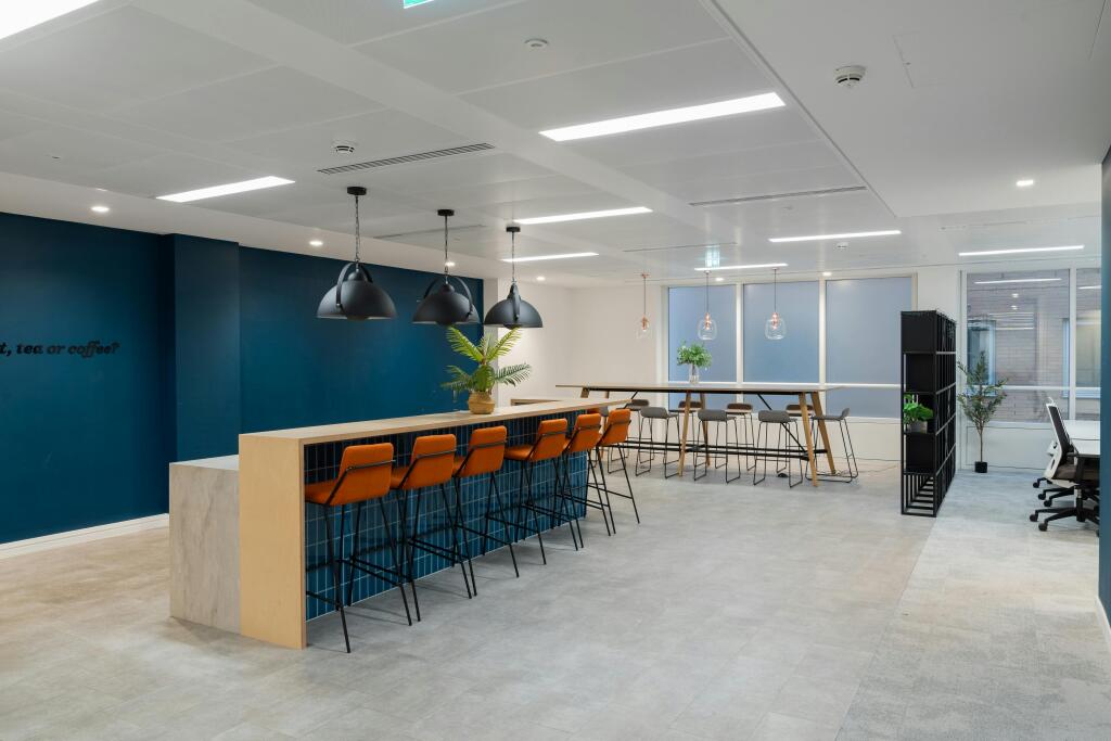 St Martins Lane 101 07 of 51.jpg