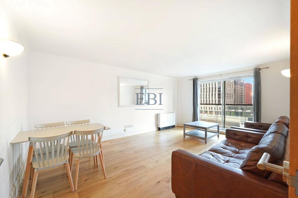 Main image of property: Antilles Bay Apartments, 3 Lawn House Close, Canary Wharf, E14