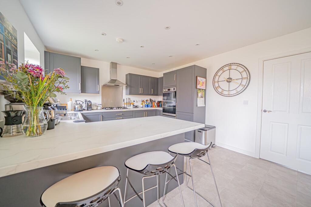 Additional image 3 of Rosewood Drive, Shirley, B90