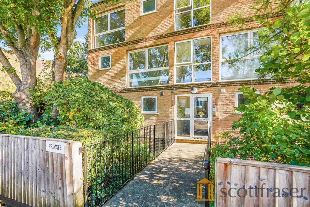 Main image of property: Eaton Court, Water Eaton Road, Oxford, OX2