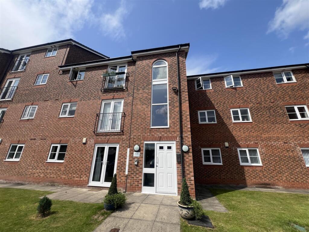 Main image of property: Lawnhurst Avenue, Wythenshawe, Manchester