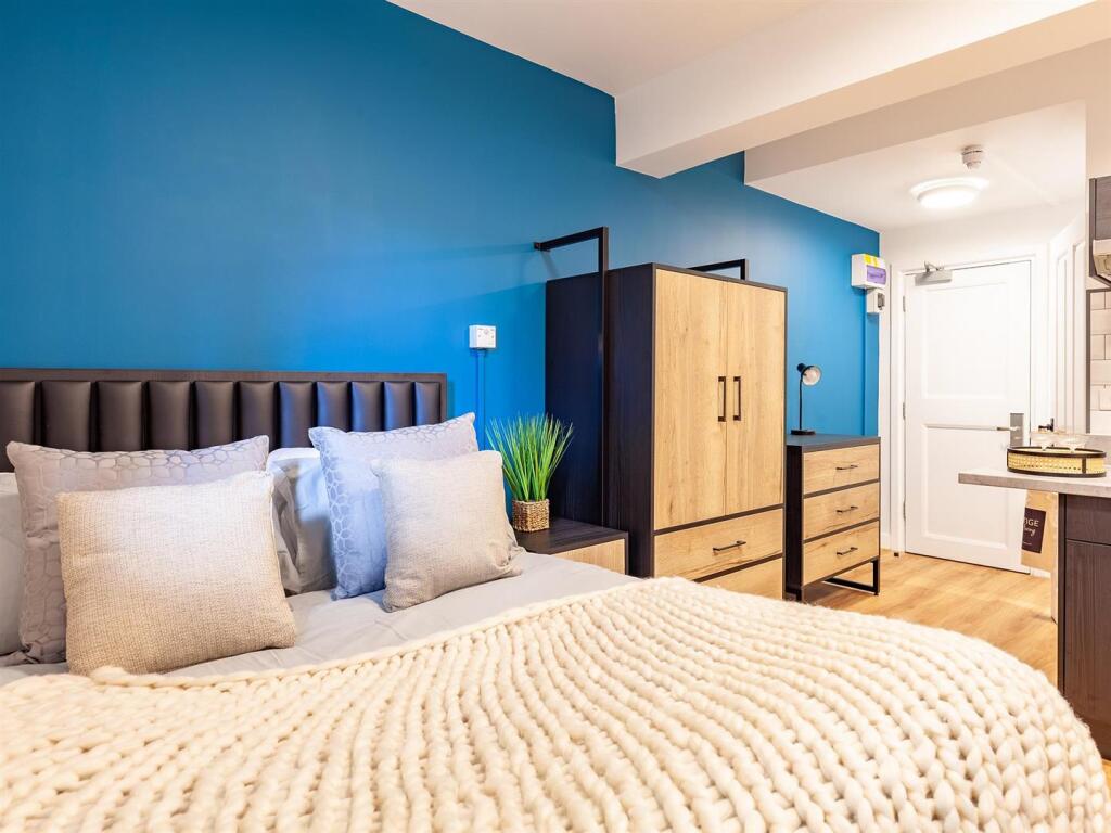 1 bedroom flat share for rent