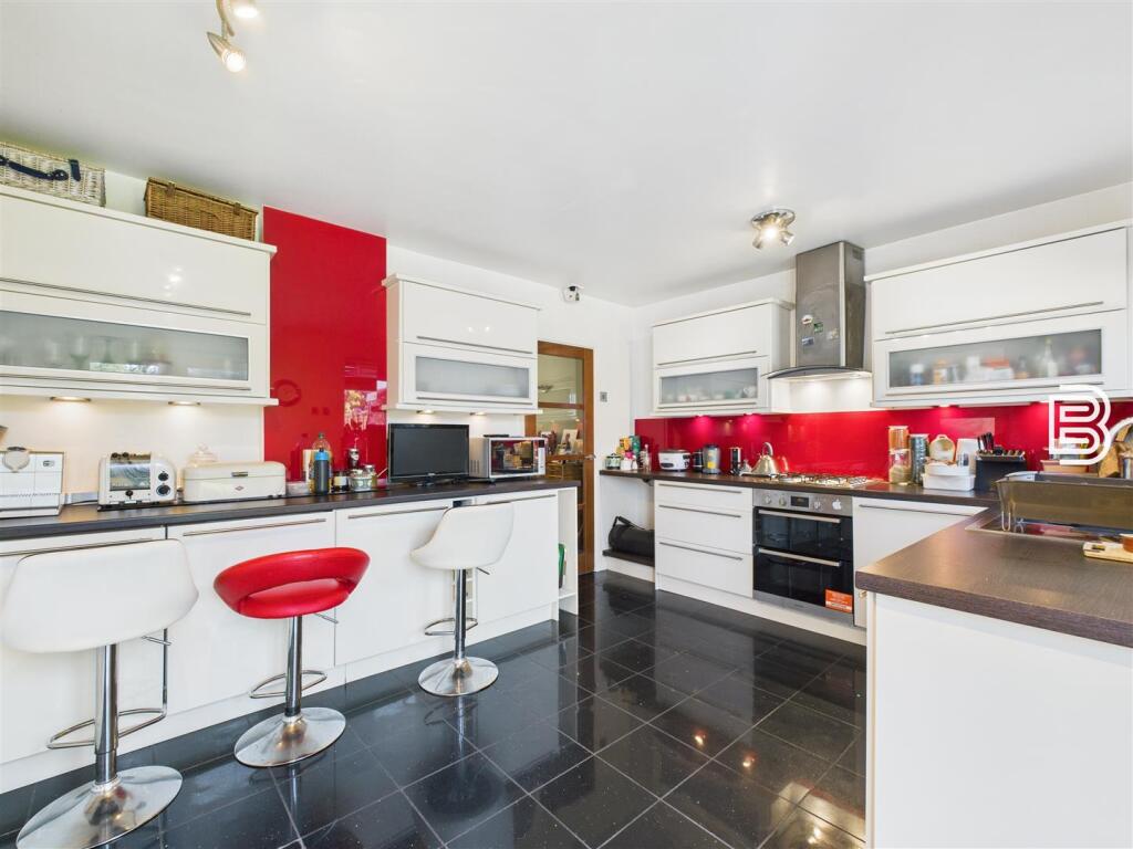 House in Rugby, New Bilton - View 3