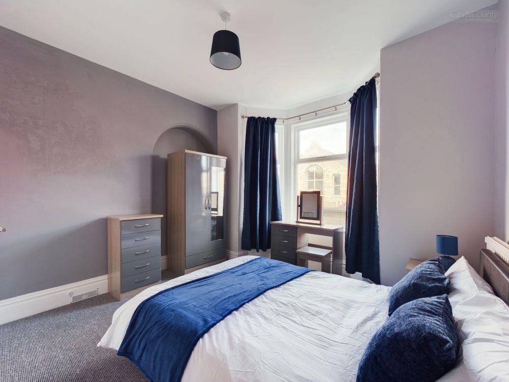 Main image of property: Mayors Walk, Peterborough