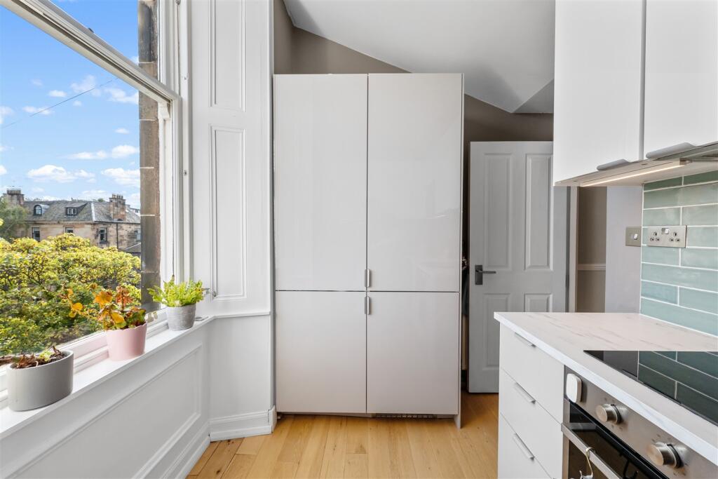 Apartment in Glasgow - View 5