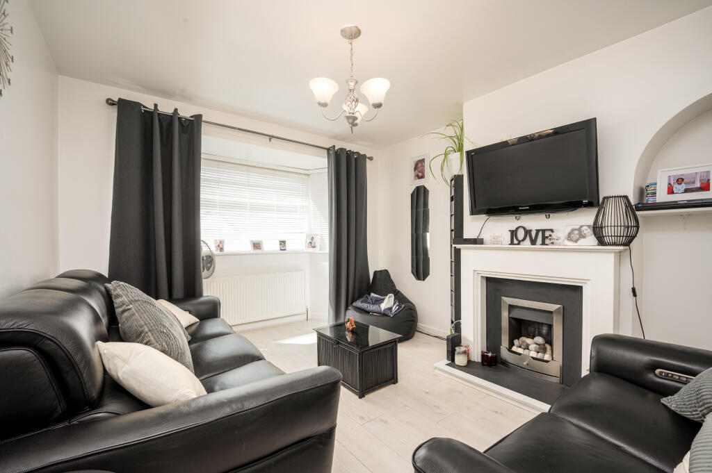 Drummond Grove, Birmingham, B43 photo 2