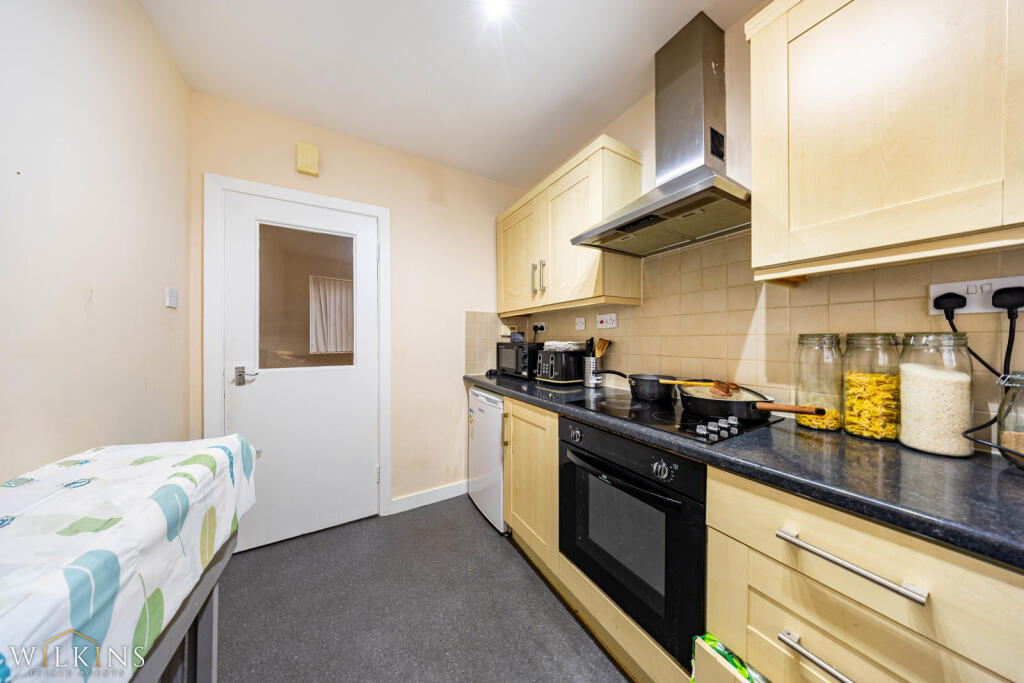 Apartment in Sutton Coldfield, Reddicap Heath - More