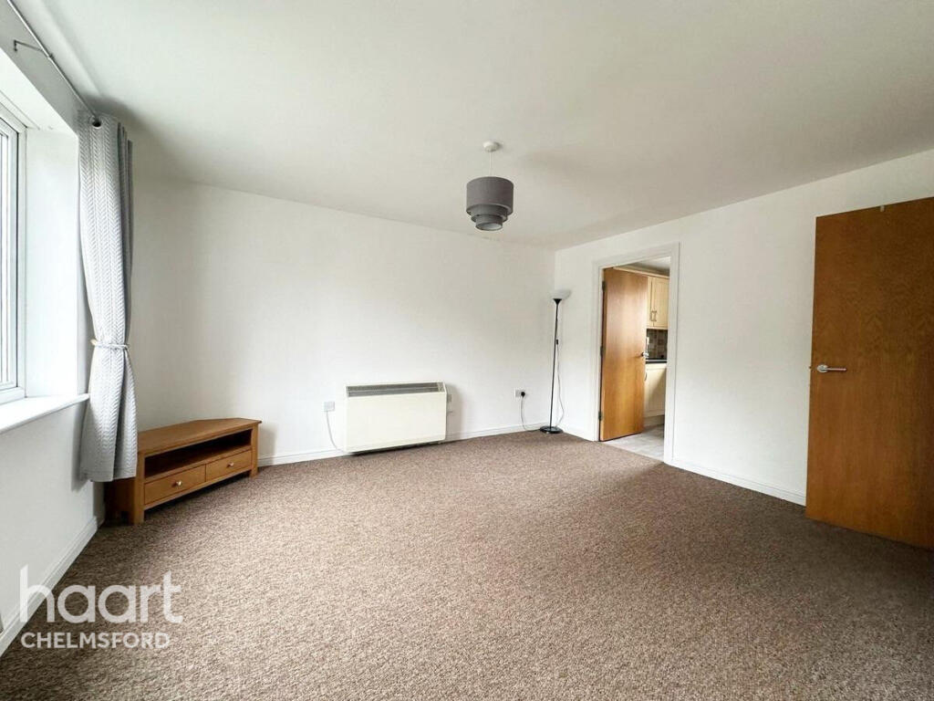 Goodier Road, Chelmsford photo 2