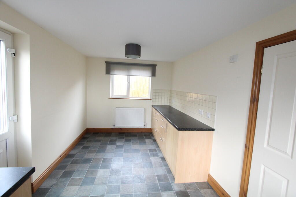 Penygraig Road, Brymbo photo 4