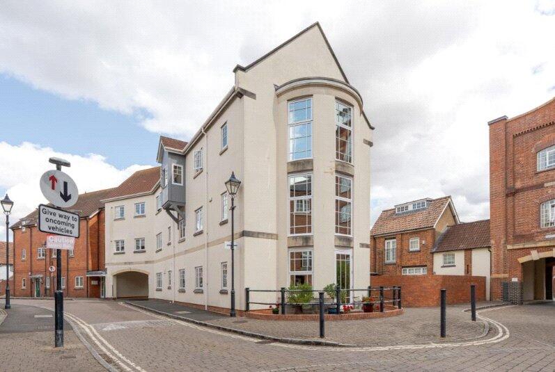 Main image of property: Coopers Lane, Abingdon, OX14