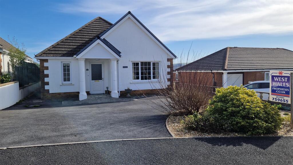 Main image of property: Parc Mansant, Pontyates