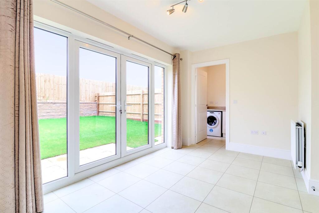 House in Cheltenham, Brizen Park, Shurdington - View 5