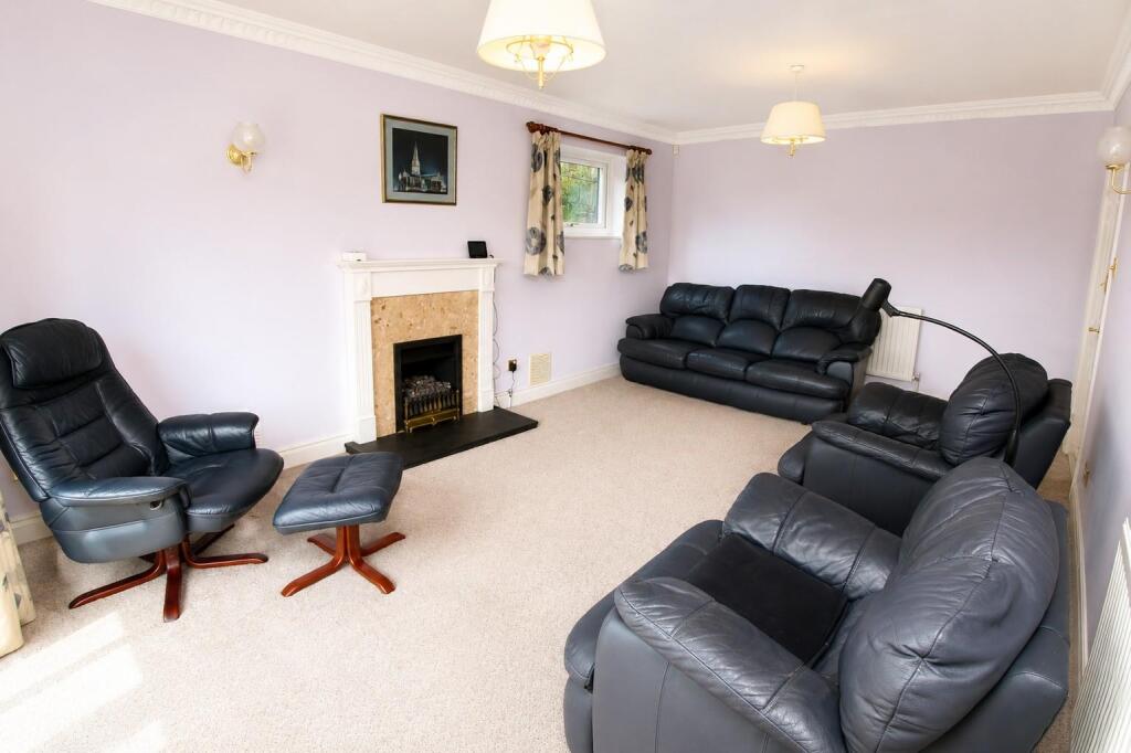 House in Purley on Thames, West Berkshire - View 5
