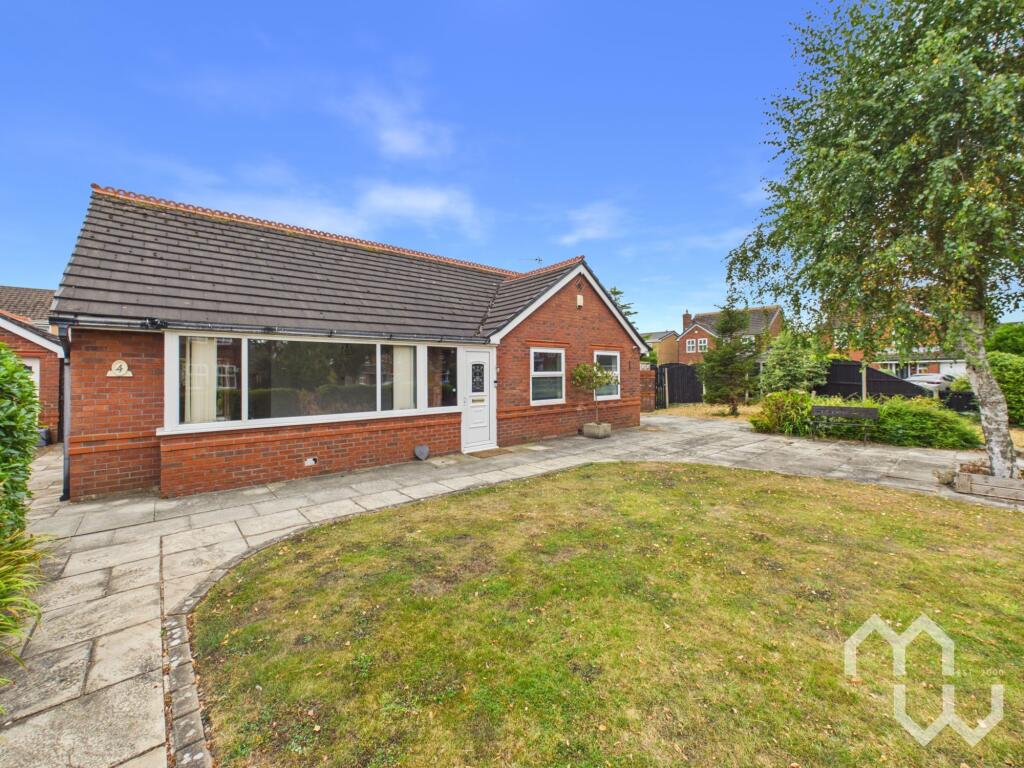 Hambleton Close, Longton, PR4