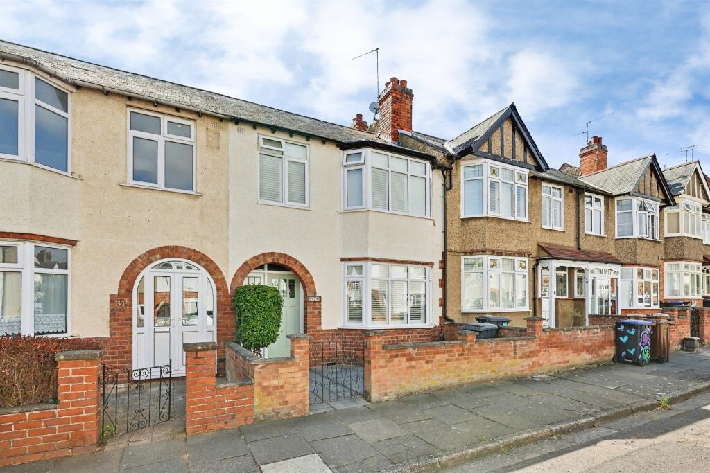 Main image of property: The Vale, Northampton