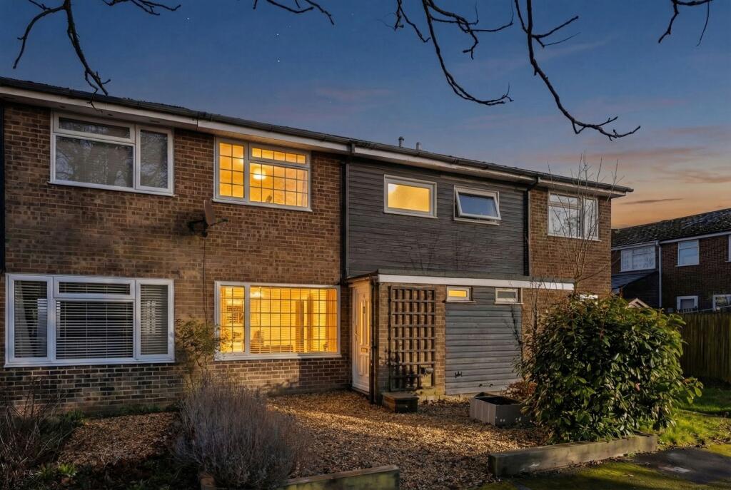 Main image of property: Wayside Green, Woodcote, RG8