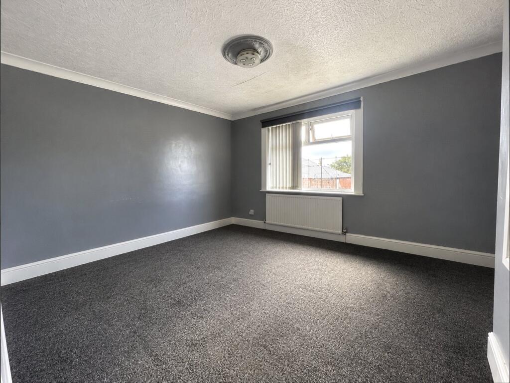 House in Oldham - View 5