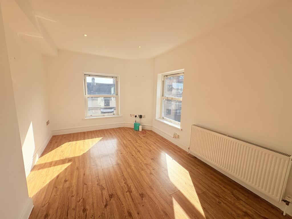 Apartment in Portsmouth - View 5