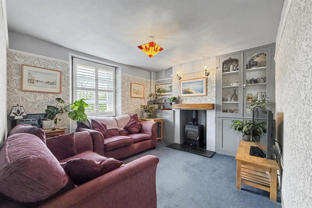 House in Bridport, West Bay - View 3