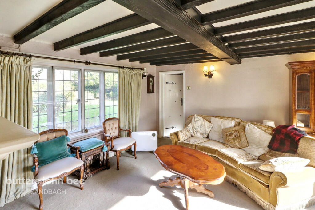 Manor Road, Sandbach - More