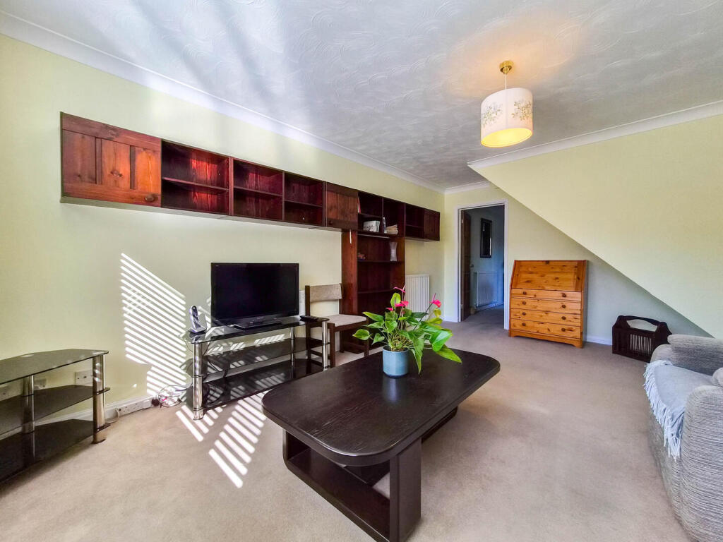 House in Southend-on-Sea, North Shoebury - View 3