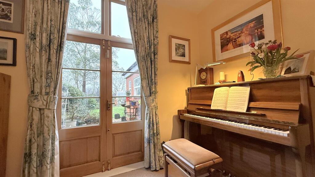 Additional image 4 of Mary Vale Road, Bournville, Birmingham