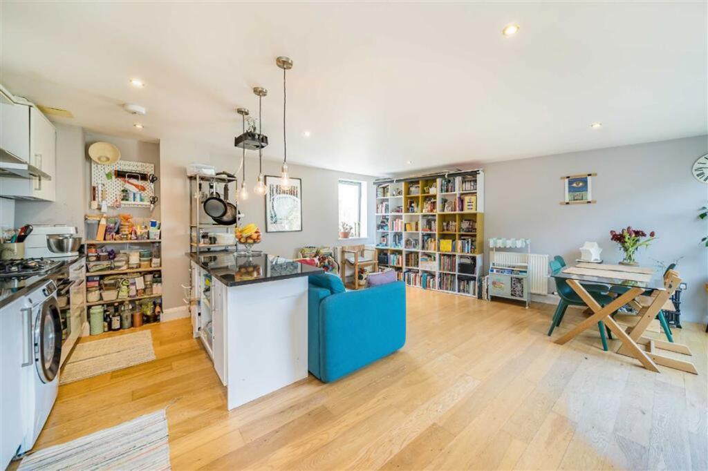 Main image of property: Stockwell Road, Stockwell