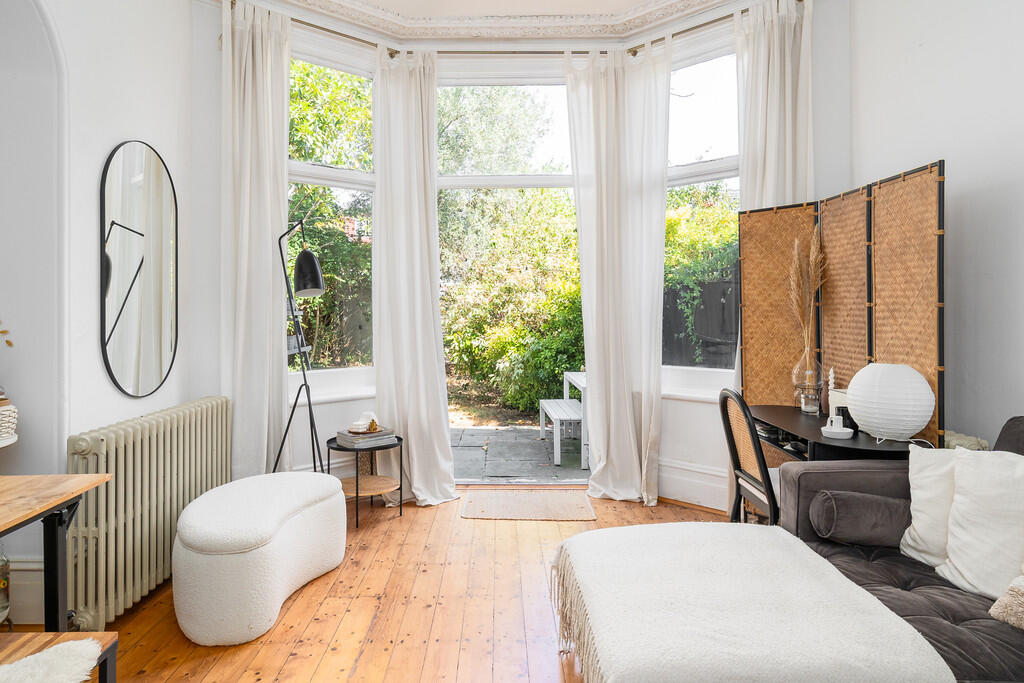 Apartment in London - View 4