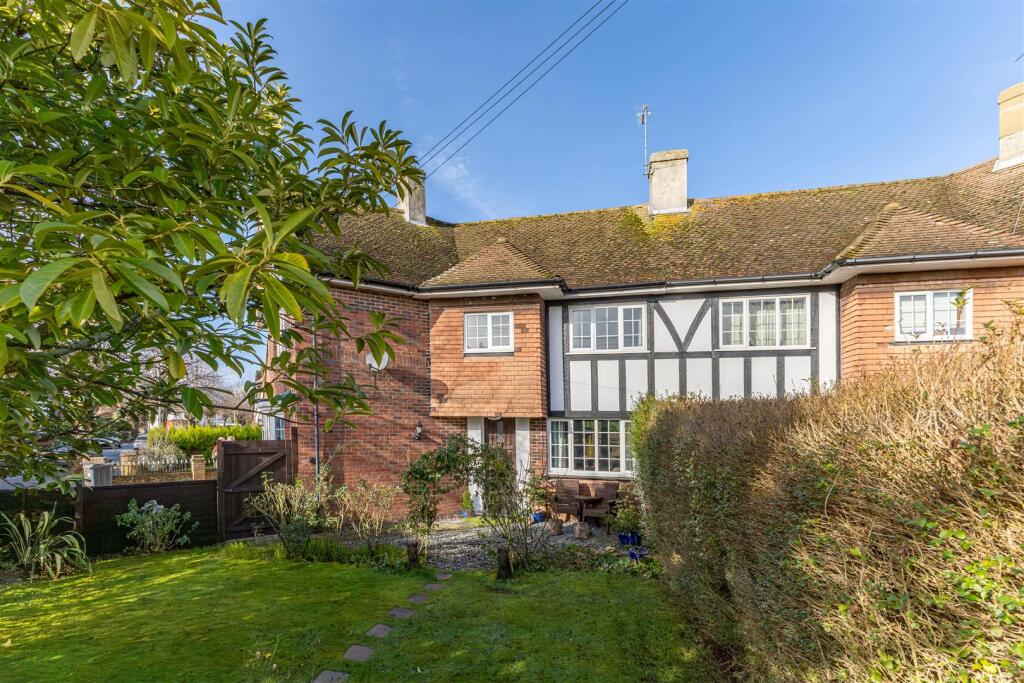 Main image of property: Glenleigh Park Road, Bexhill-On-Sea