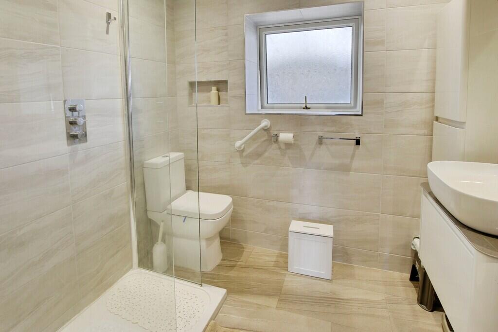 House in Peterborough - View 5