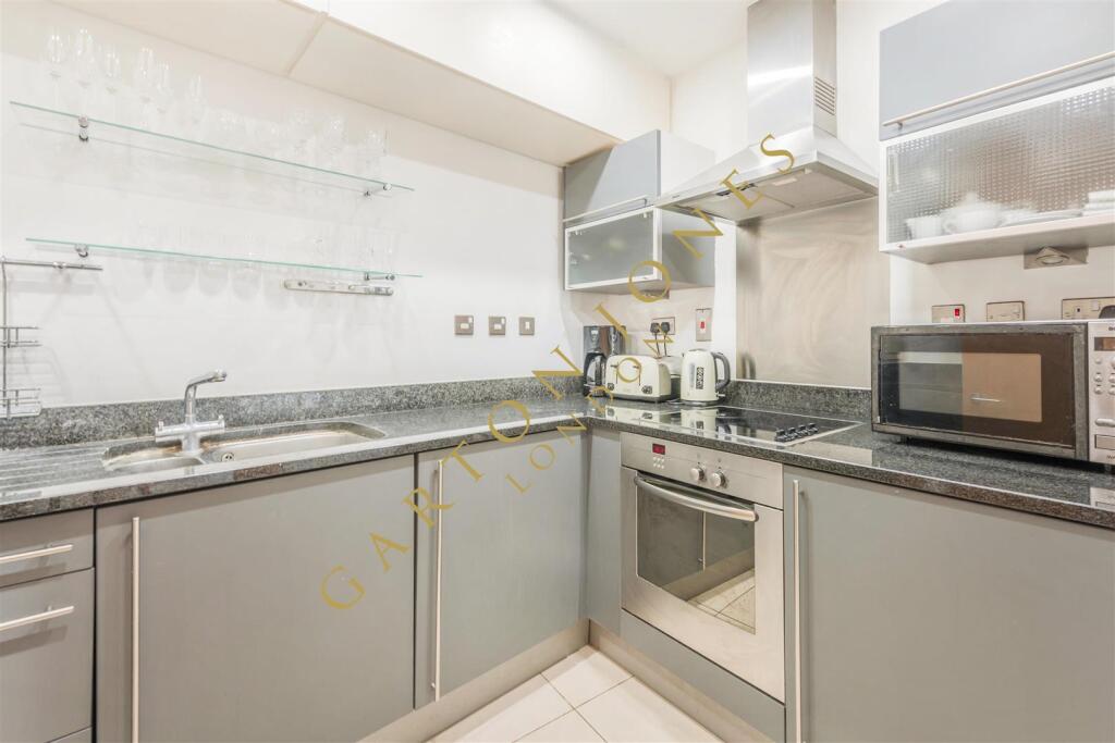 Apartment in London - View 4