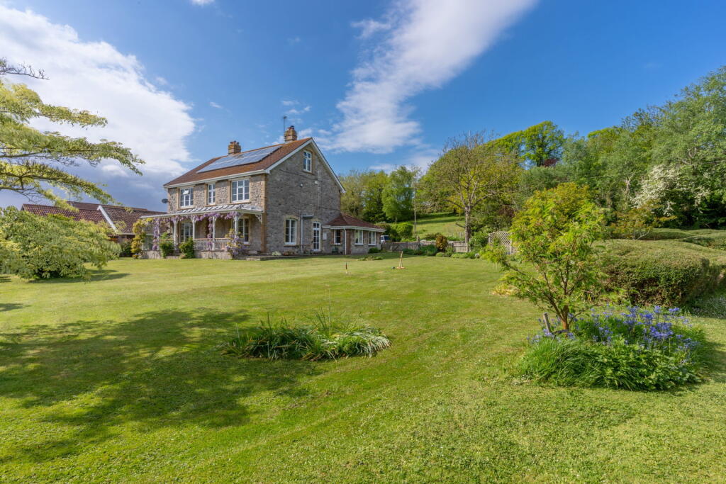 Main image of property: The Bury, Locking