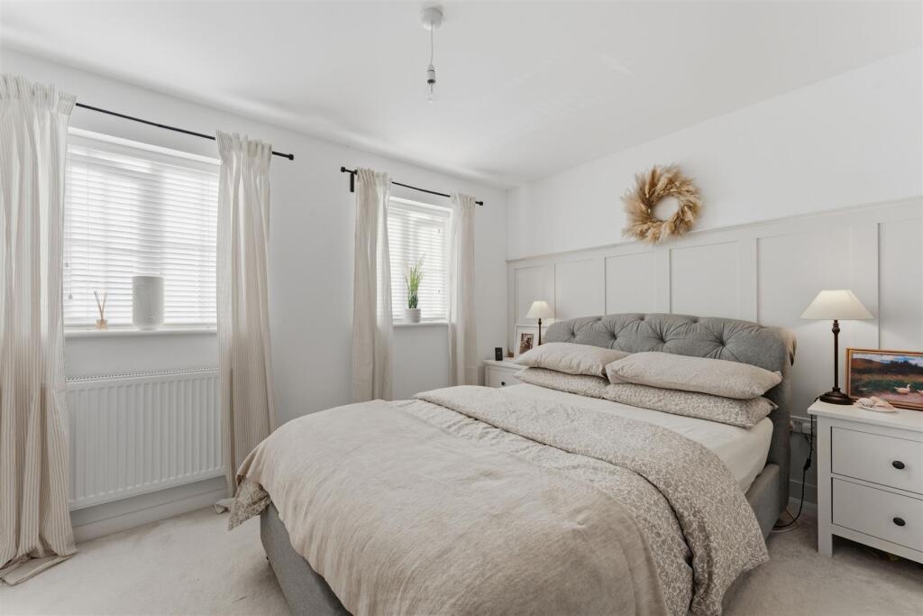 House in Kettering, Leisure Village - View 4