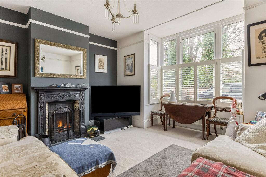Main image of property: Beaumont Rise, Marlow, Buckinghamshire, SL7