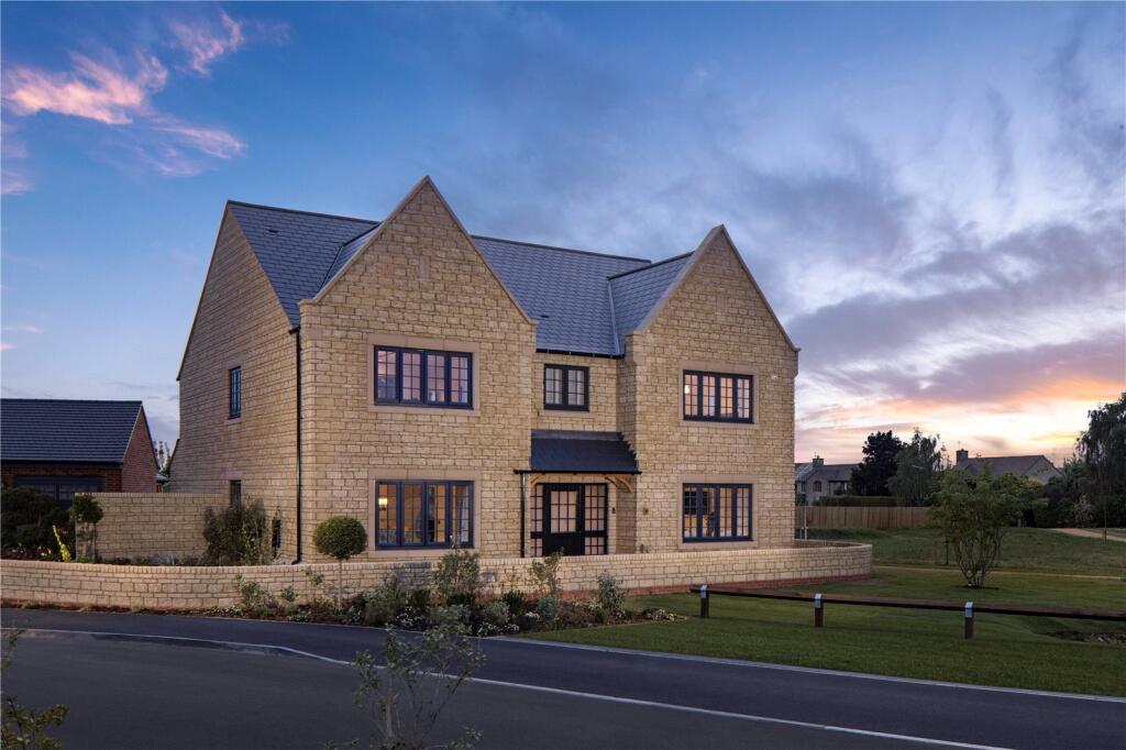 5-bed detached on Hayfield Heights, Gotherington, Cheltenham, Gloucestershire, GL52, £1,700,000