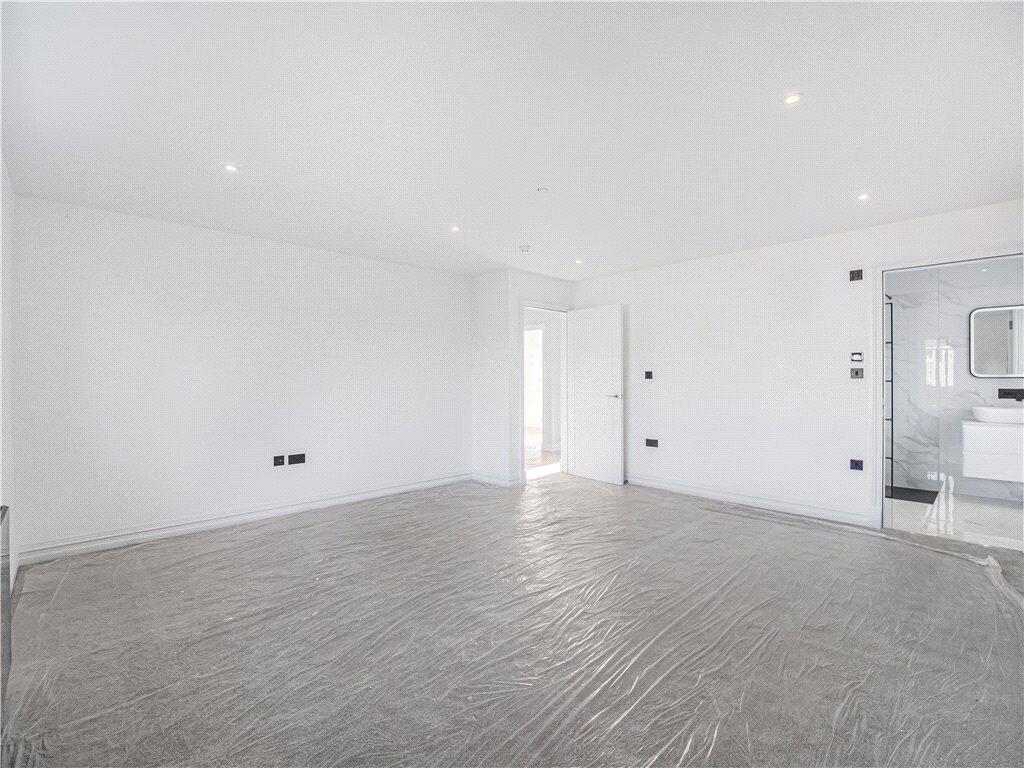 House in London - View 4